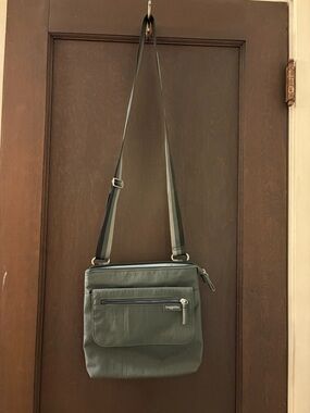 Baggallini Gray Adjustable Crossbody Messenger